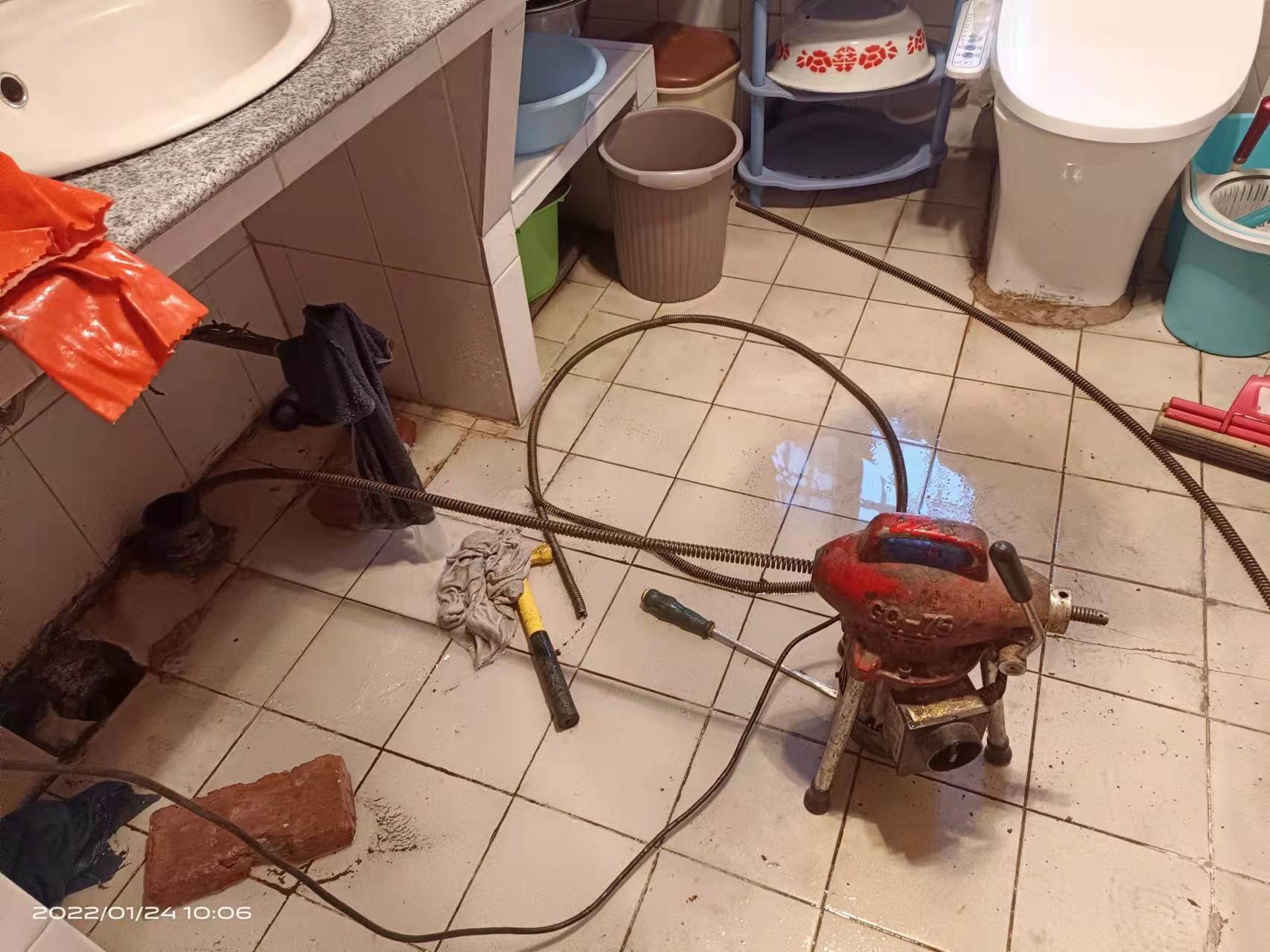 松北疏通厨房下水道，地漏疏通