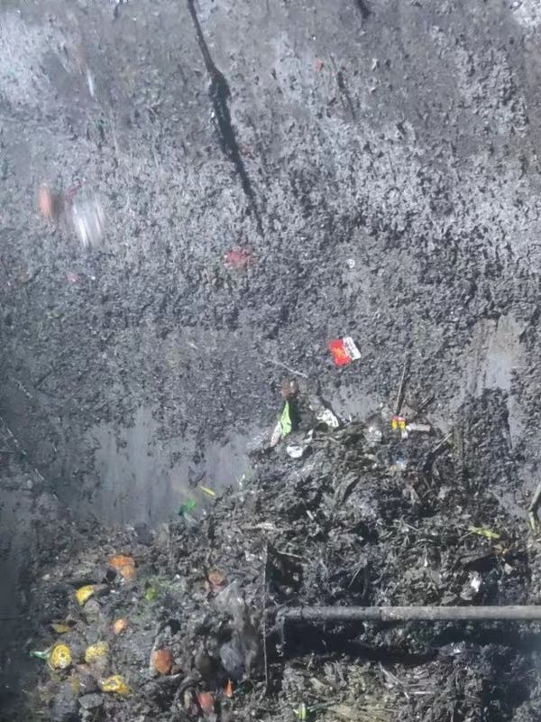 松北污水池清理